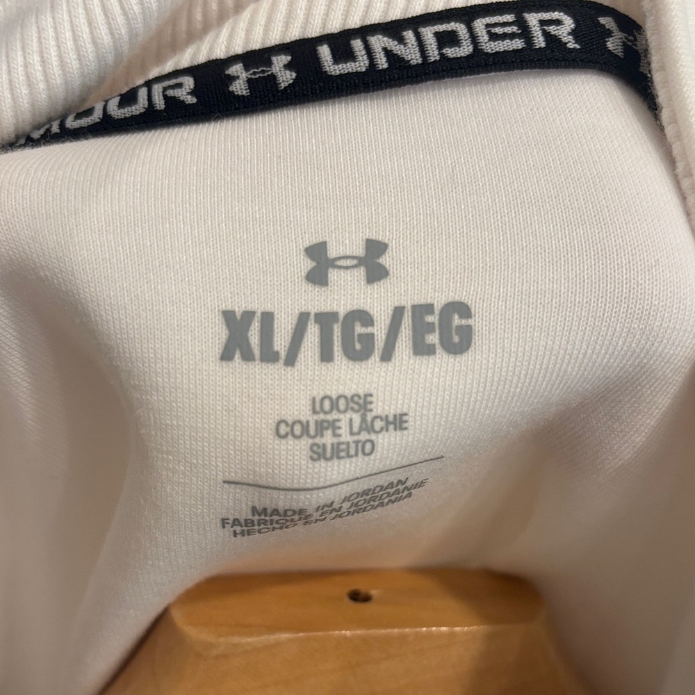 Under Armour white and Black Half-Zip Jacket - Picture 3 of 6